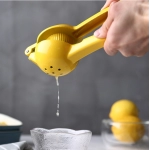 Kitchen  Portable  Lemon Squeezer Aluminum Alloy Hand Pressed Orange Fruit Juicer